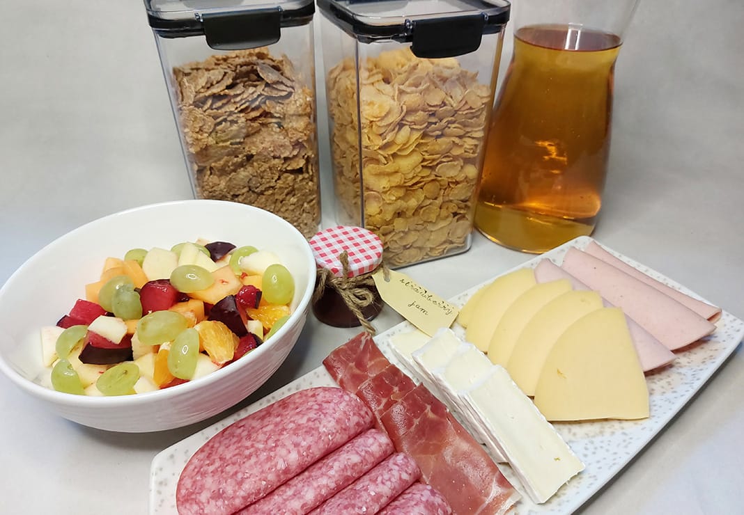 continental breakfast